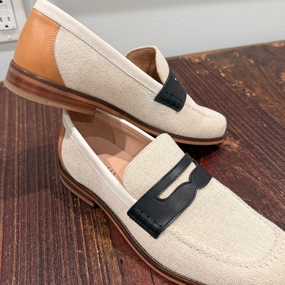 Cole Haan Lux Pinch Penny Loafers Beige and Black Linen Sz 8.5 - Picture 2 of 5